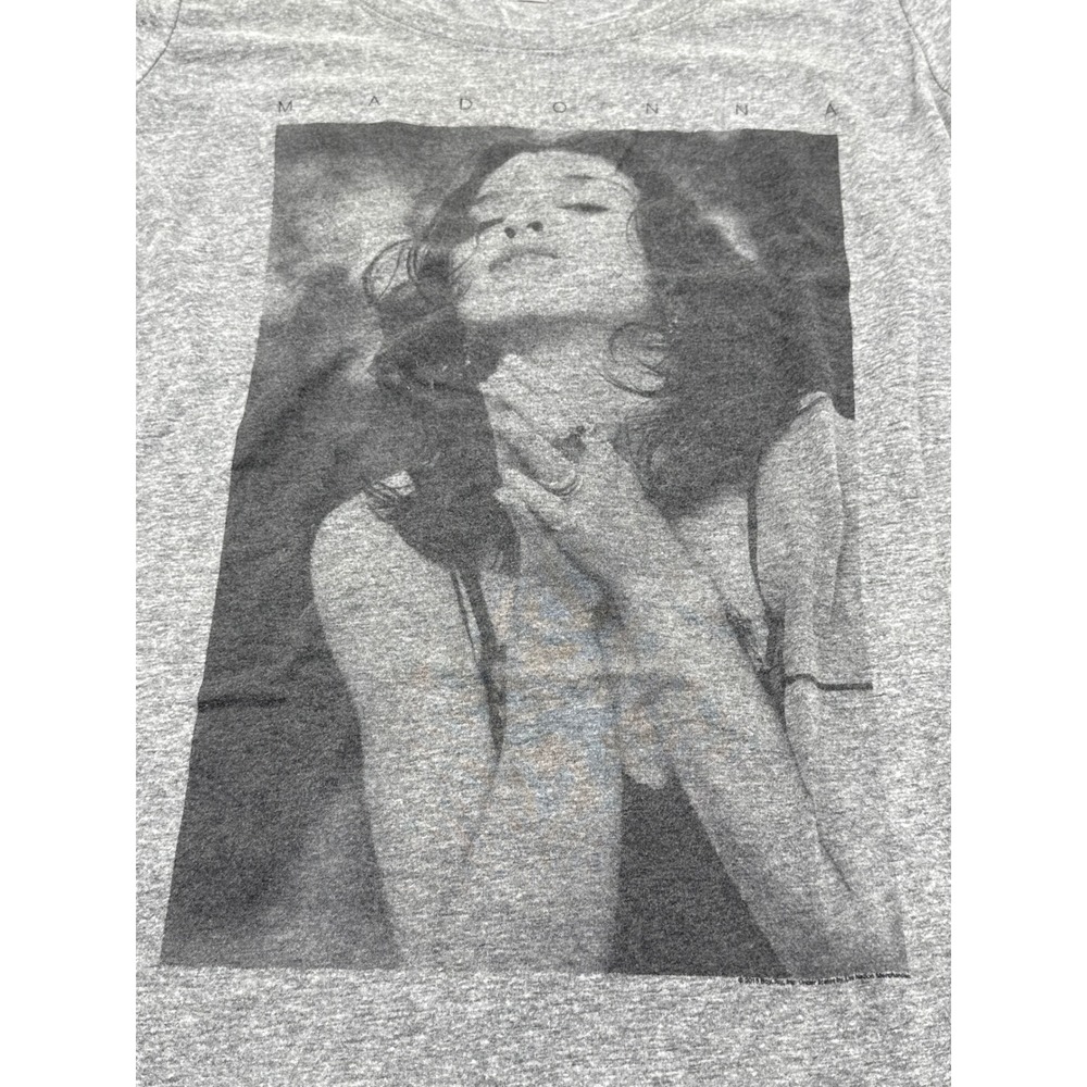 Madonna Graphic T-Shirt Gray Rebel Heart Tour Live Nation 2015 Women XL - Picture 2 of 10